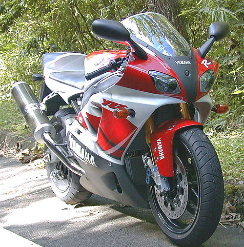 ヤマハ・YZF-R7