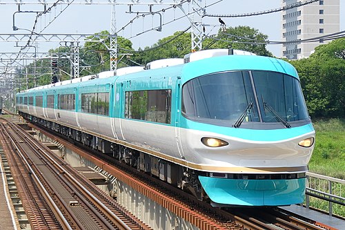 JR西日本283系電車
