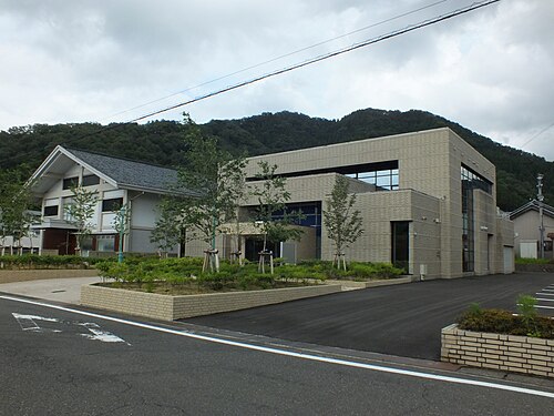 越前和紙の里美術館