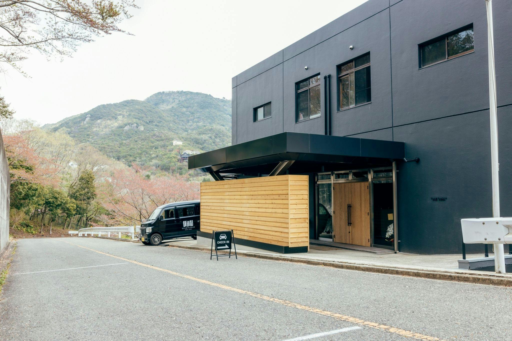 GLAMP CABIN　東条湖・丹波篠山